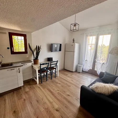 Petite Maison A 5 Min De La *